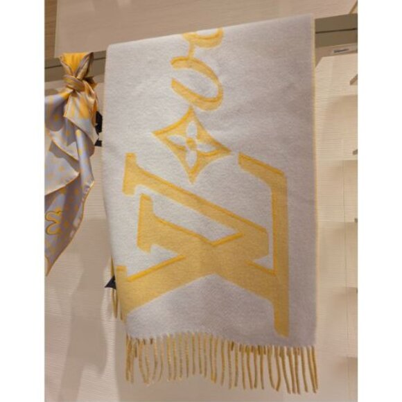 LV Vers Scarf M90810 New without Tag - Picture 7 of 7